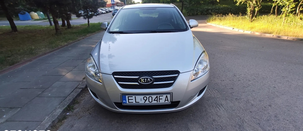 Kia Ceed cena 15500 przebieg: 158800, rok produkcji 2008 z Łódź małe 106